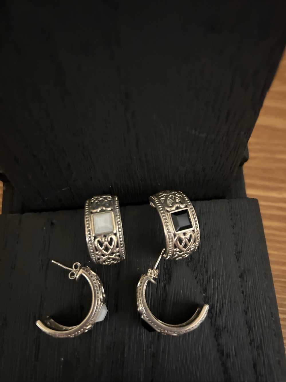 Two pair  of wide sterling silver 1 inch hook earrings. - Picture 2 of 6